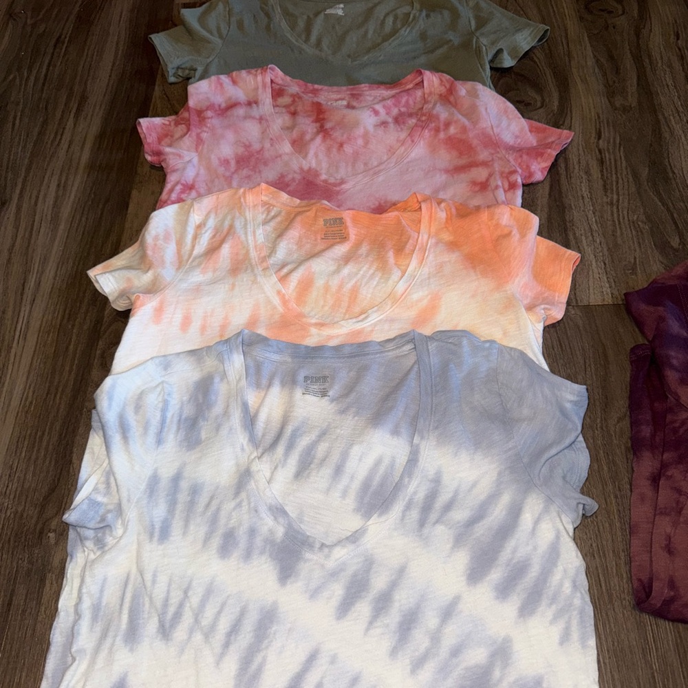 PINK Victoria's Secret Short Sleeve T-Shirt